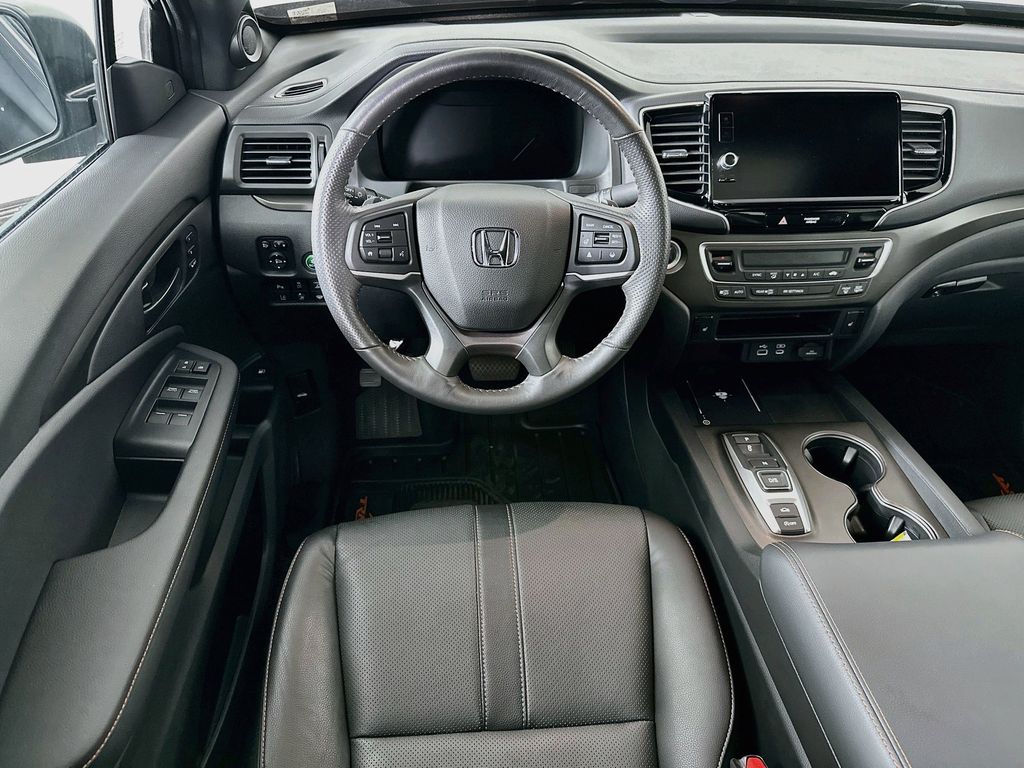 Thumbnail: 2025 Honda Ridgeline - 8