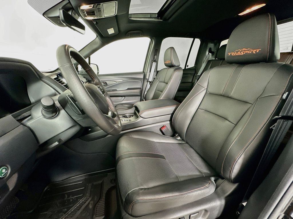 Thumbnail: 2025 Honda Ridgeline - 9