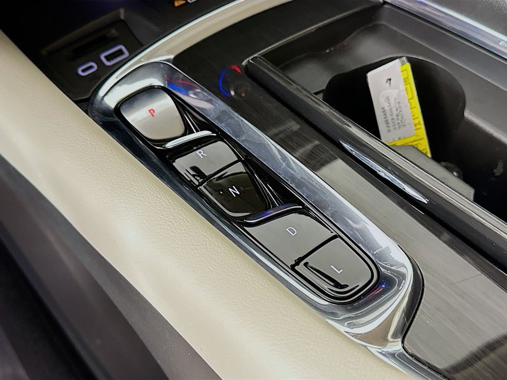 Thumbnail: 2023 Buick Enclave - 16