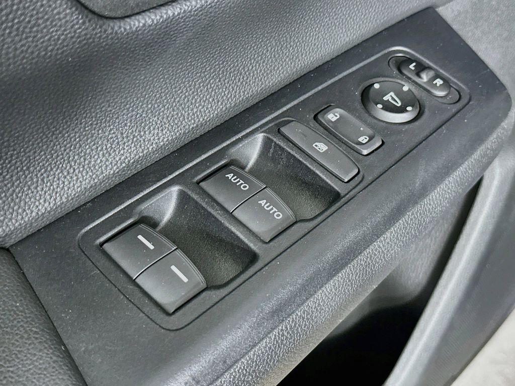 Thumbnail: 2024 Honda CR-V - 28