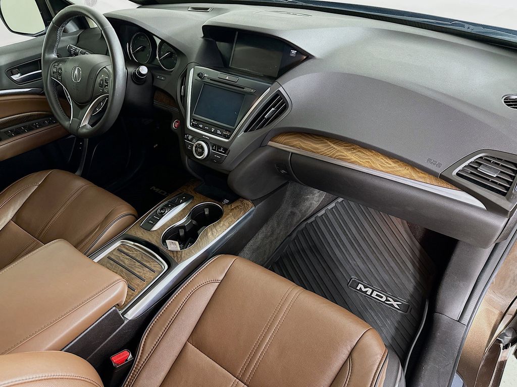 Thumbnail: 2020 Acura MDX - 32