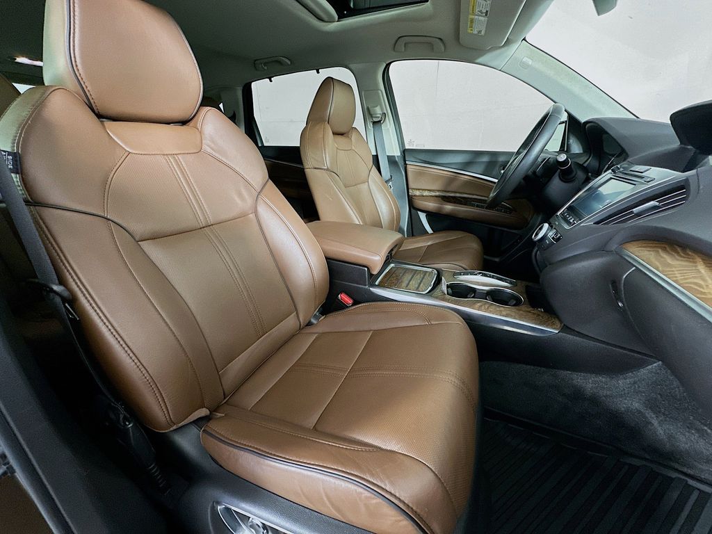 Thumbnail: 2020 Acura MDX - 10