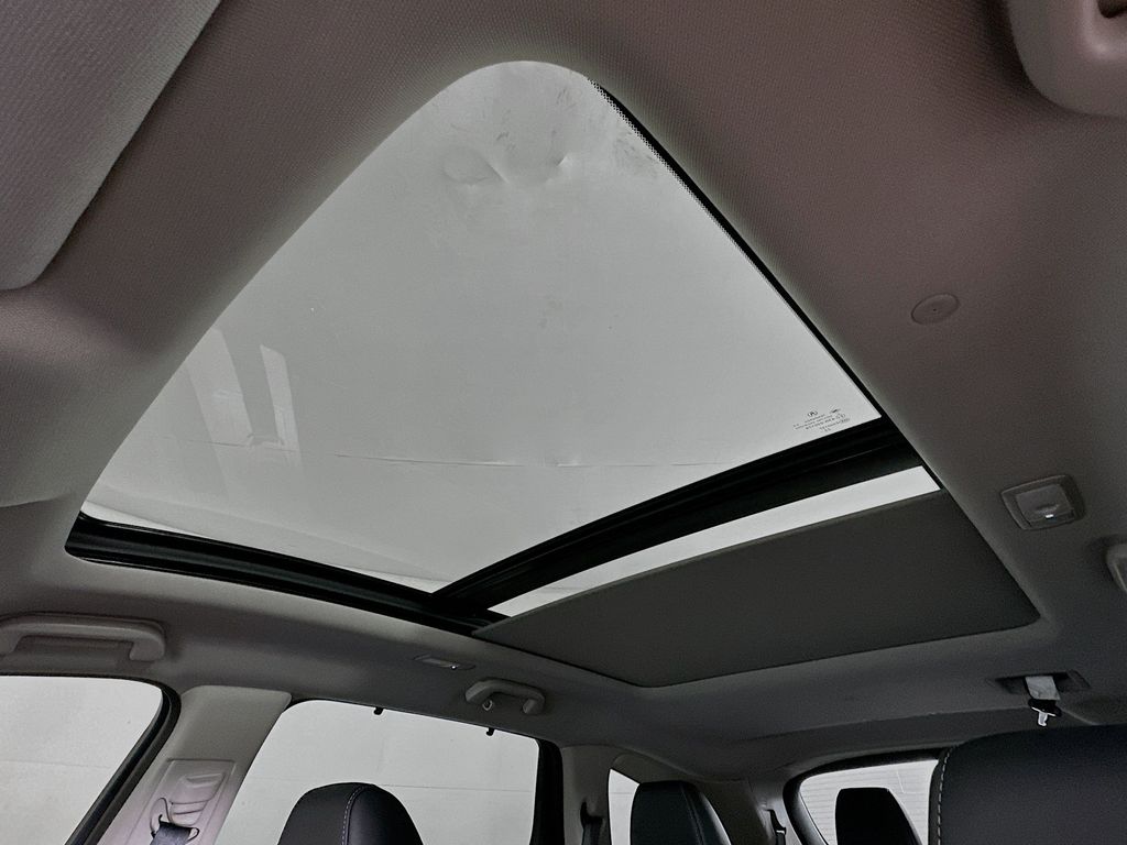 Thumbnail: 2023 Acura MDX - 33