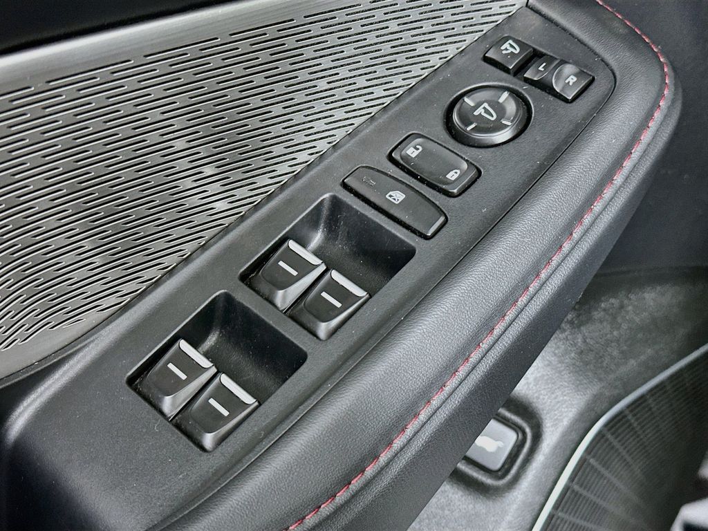 Thumbnail: 2023 Acura MDX - 30