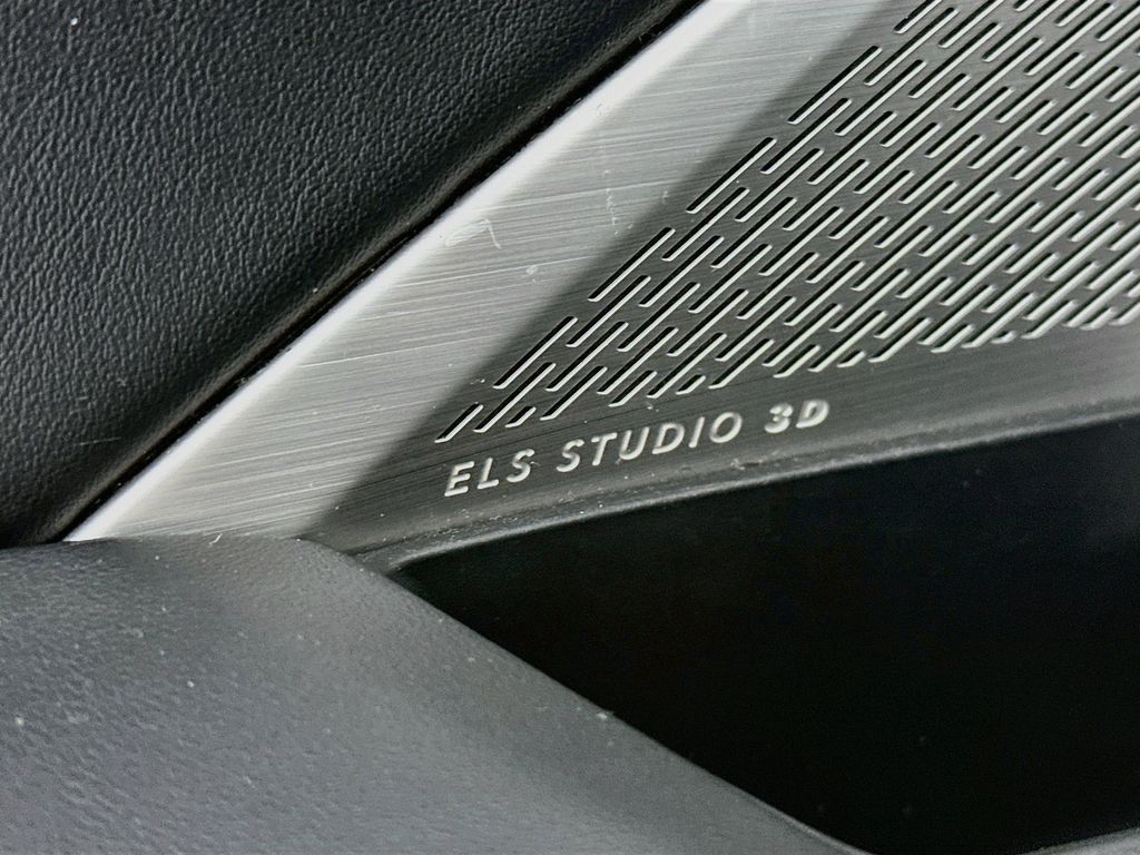Thumbnail: 2023 Acura MDX - 31