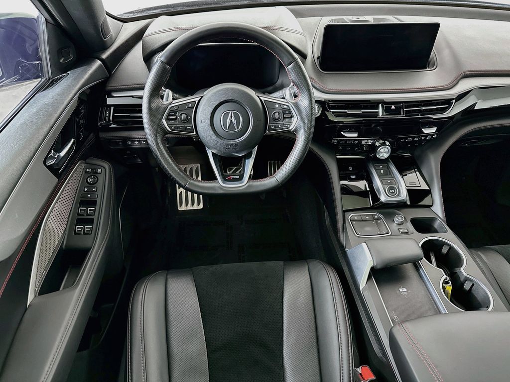 Thumbnail: 2023 Acura MDX - 10