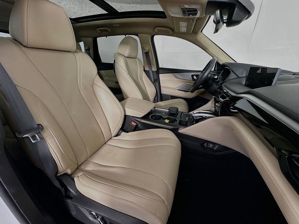Thumbnail: 2023 Acura MDX - 12