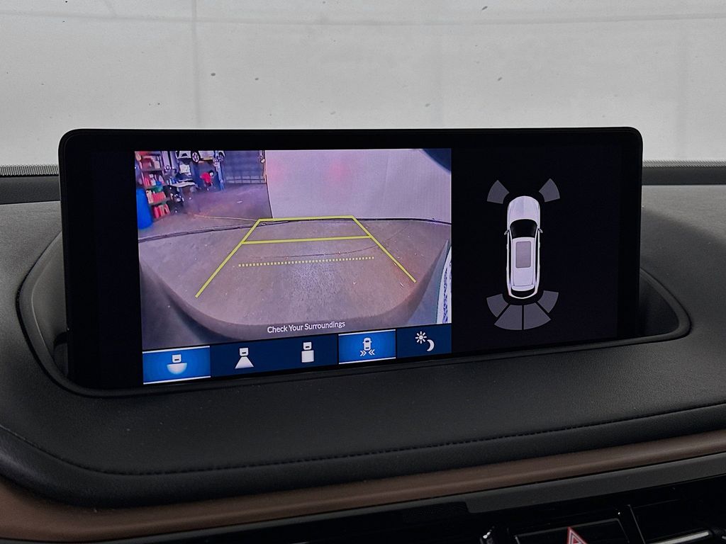 Thumbnail: 2024 Acura MDX - 28