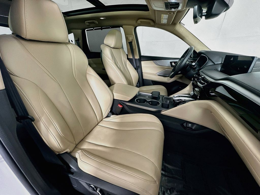Thumbnail: 2023 Acura MDX - 12