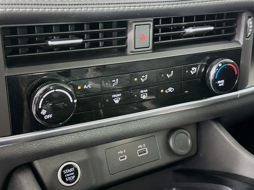 Thumbnail: 2021 Nissan Rogue - 22