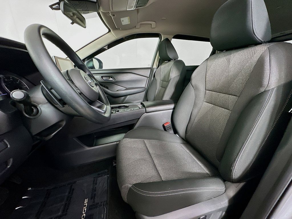 Thumbnail: 2024 Nissan Rogue - 11