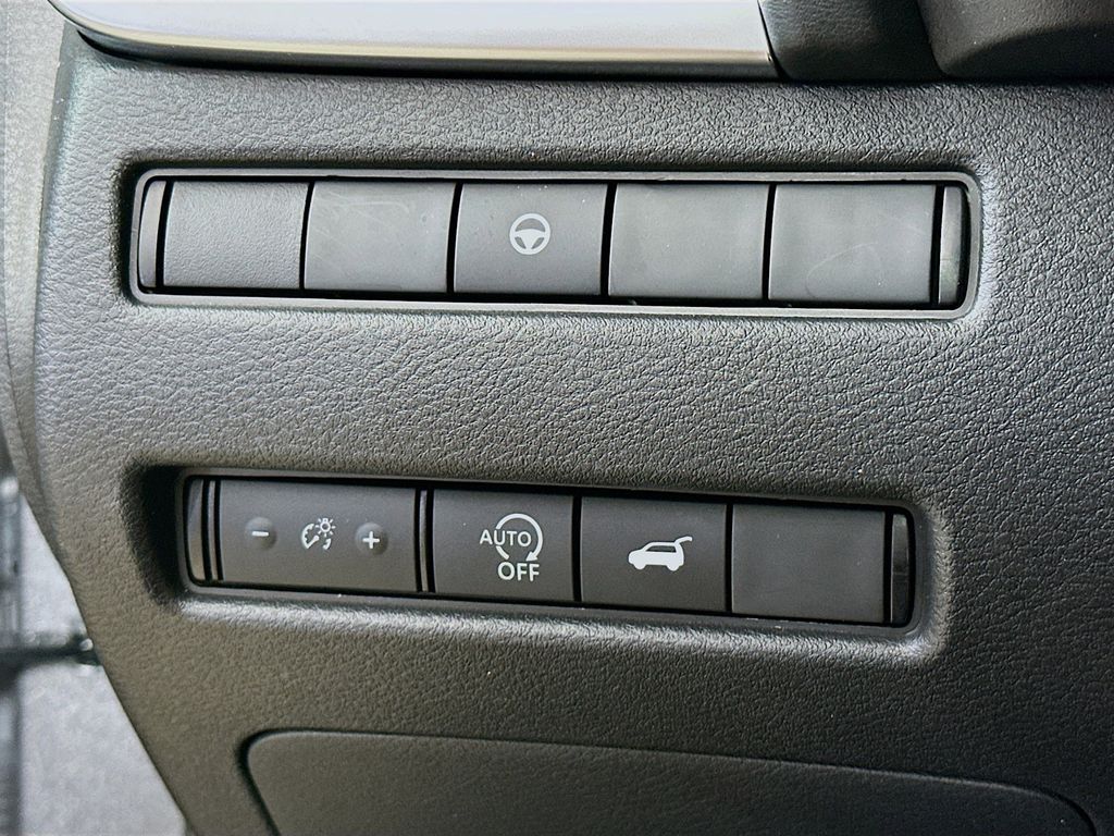 Thumbnail: 2024 Nissan Rogue - 27