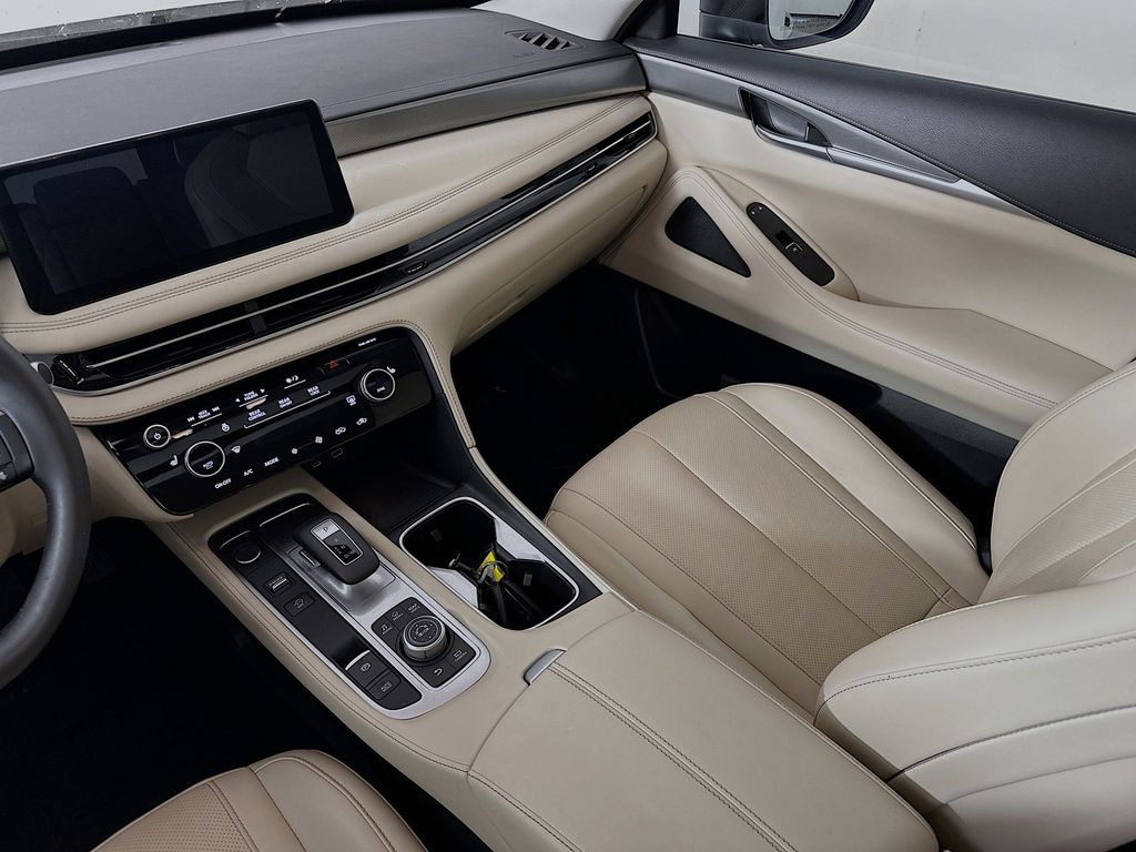 Thumbnail: 2024 INFINITI QX60 - 13