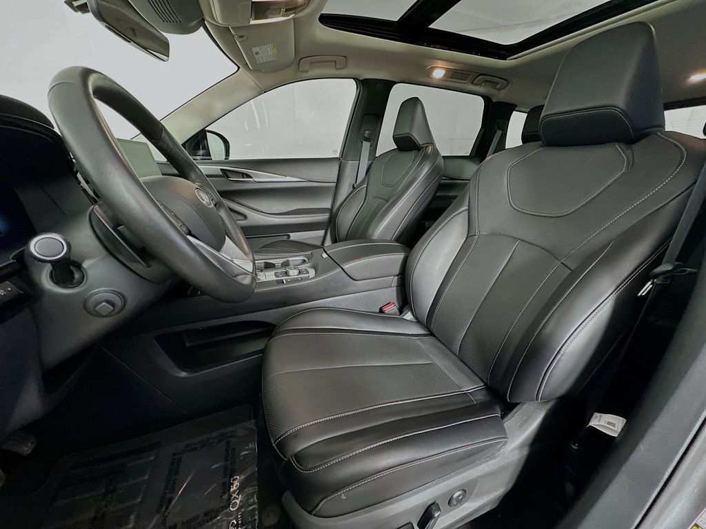 Thumbnail: 2024 INFINITI QX60 - 10