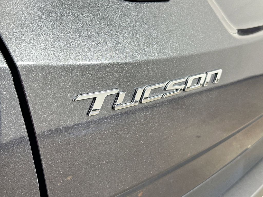Thumbnail: 2023 Hyundai Tucson - 6