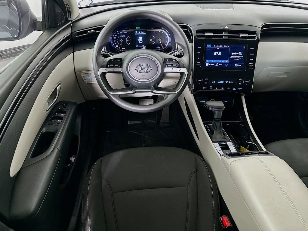 Thumbnail: 2024 Hyundai Tucson - 10
