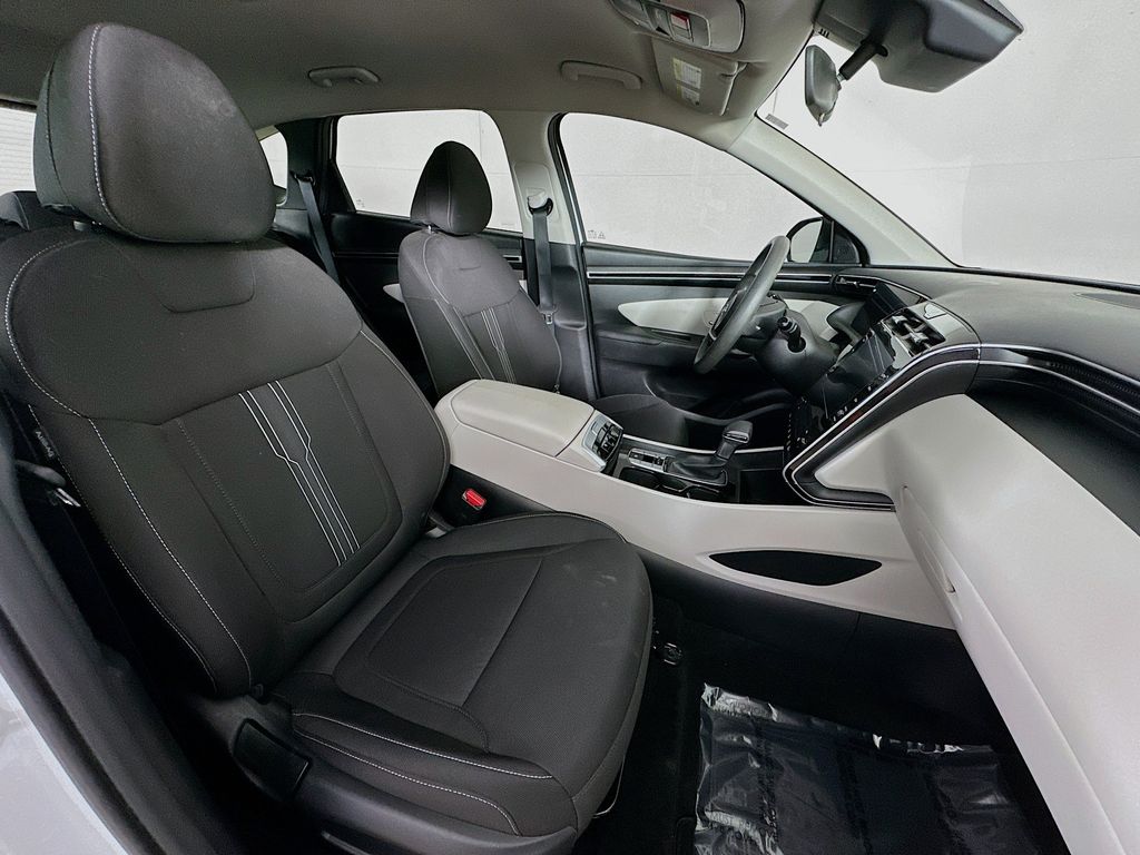 Thumbnail: 2024 Hyundai Tucson - 12