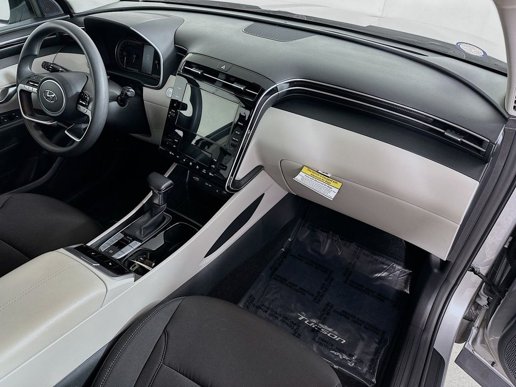 Thumbnail: 2024 Hyundai Tucson - 32