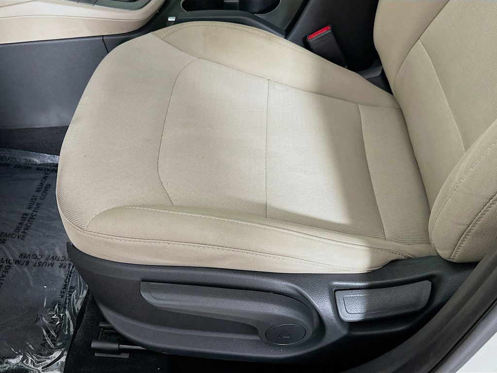 Thumbnail: 2018 Hyundai Elantra - 29