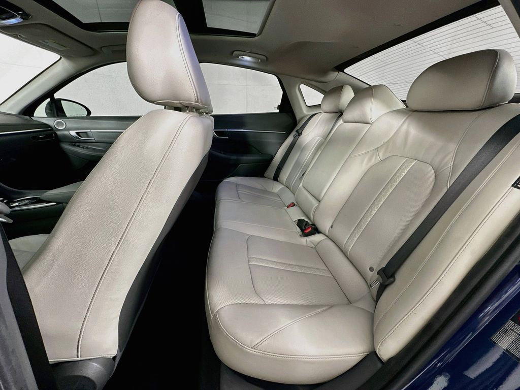 Thumbnail: 2022 Hyundai Sonata - 12