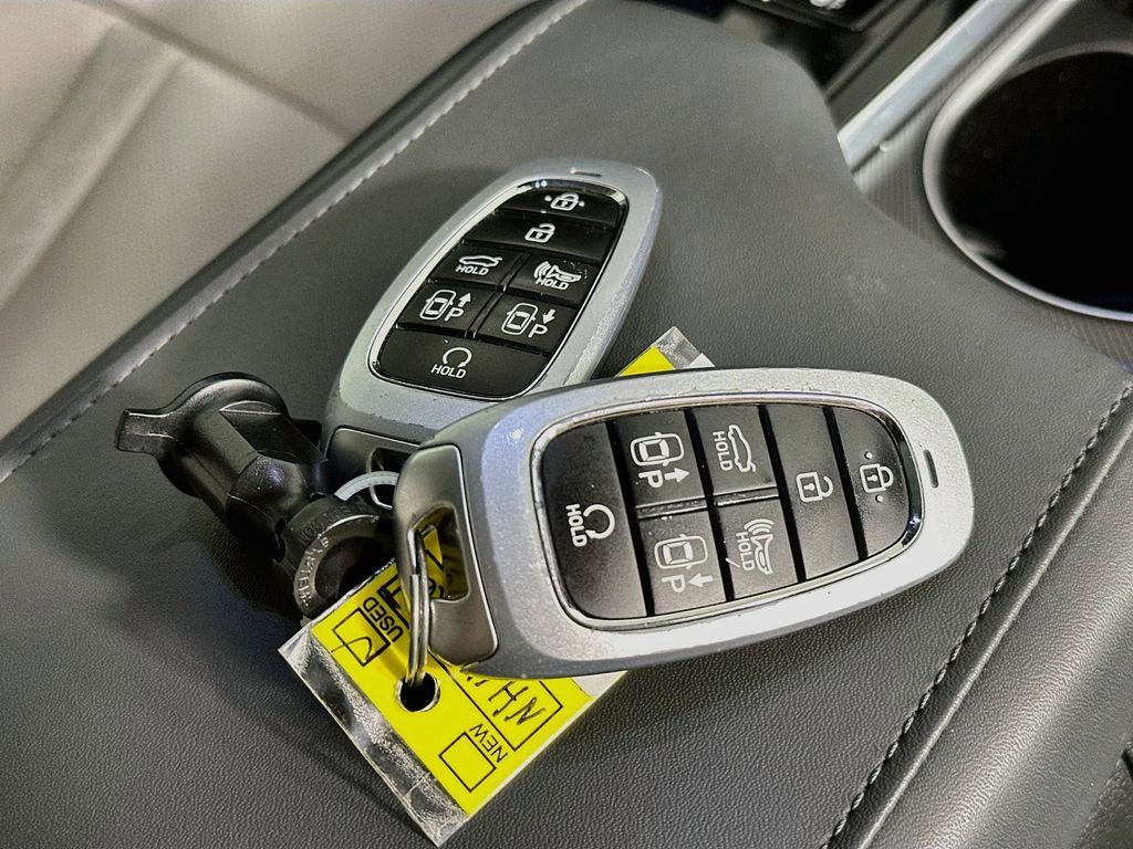 Thumbnail: 2022 Hyundai Sonata - 19