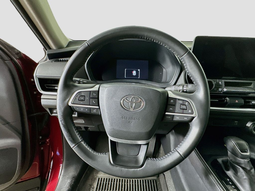 Thumbnail: 2024 Toyota Grand Highlander - 15