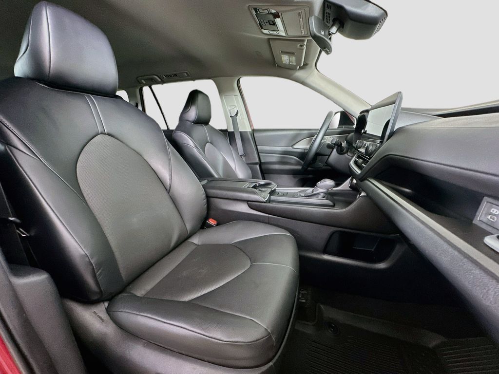 Thumbnail: 2024 Toyota Grand Highlander - 12
