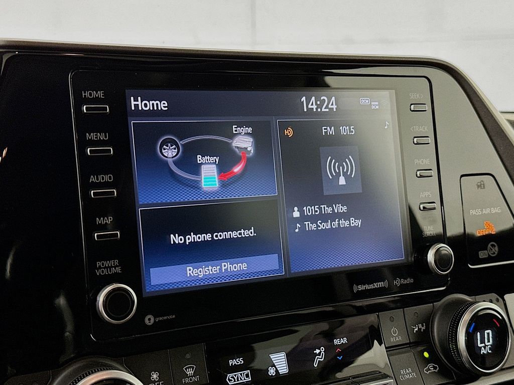 Thumbnail: 2021 Toyota Highlander - 16