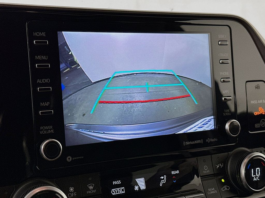Thumbnail: 2021 Toyota Highlander - 28