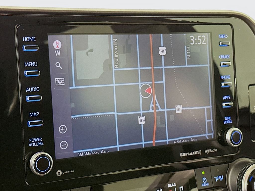 Thumbnail: 2021 Toyota Highlander - 27