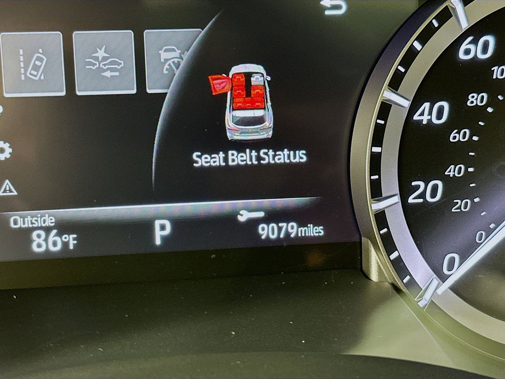 Thumbnail: 2023 Toyota Highlander - 18