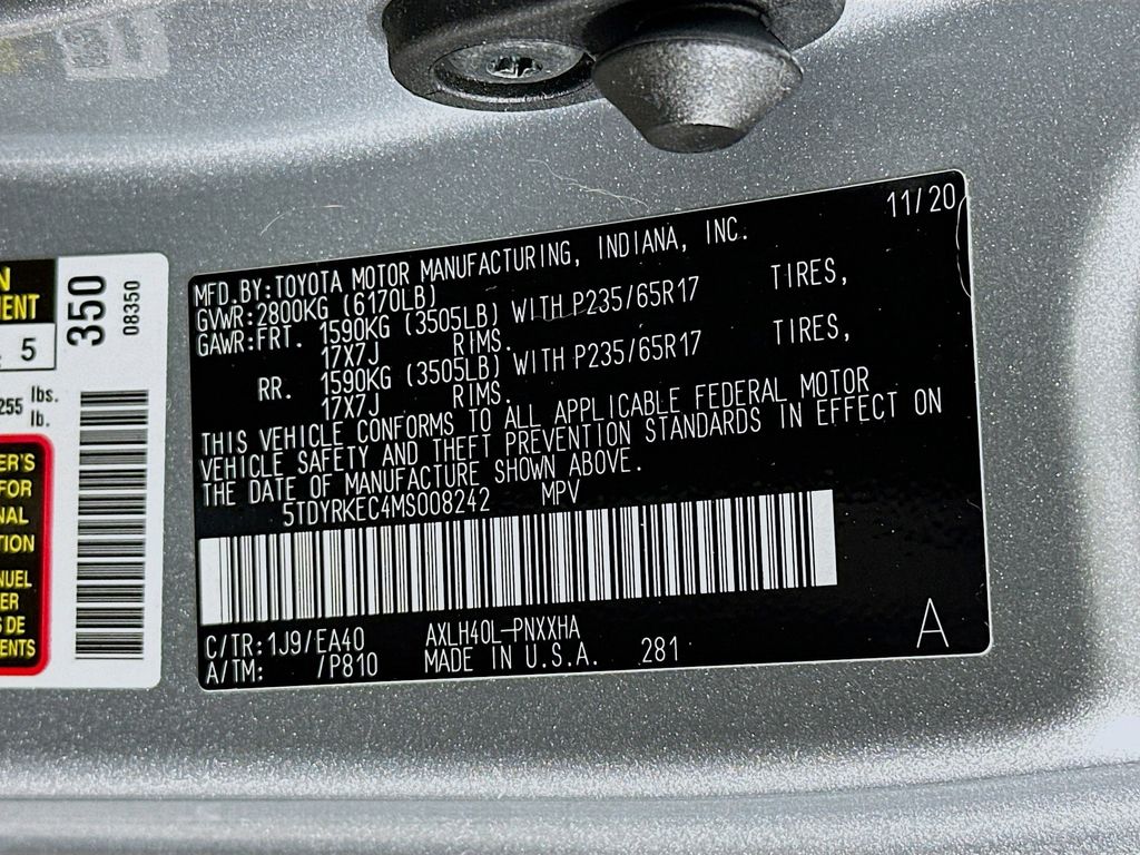 Thumbnail: 2021 Toyota Sienna - 21