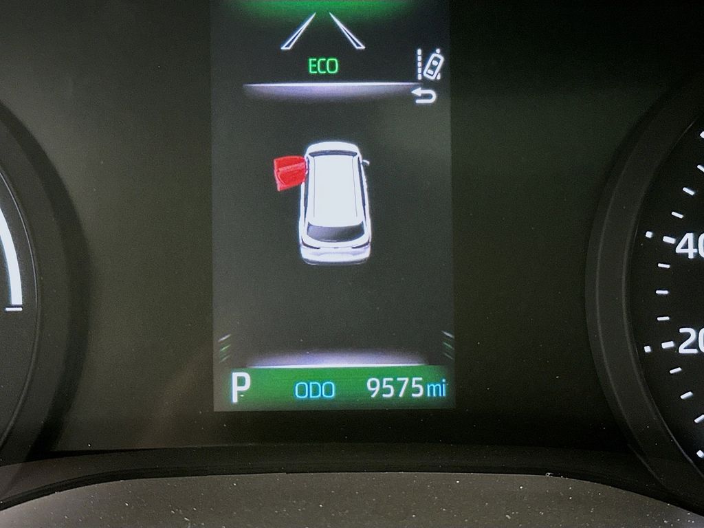 Thumbnail: 2021 Toyota Sienna - 18