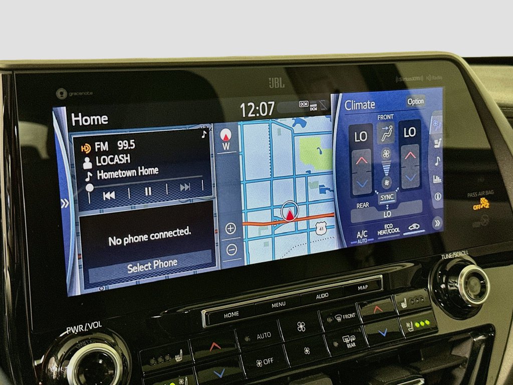 Thumbnail: 2021 Toyota Highlander - 16