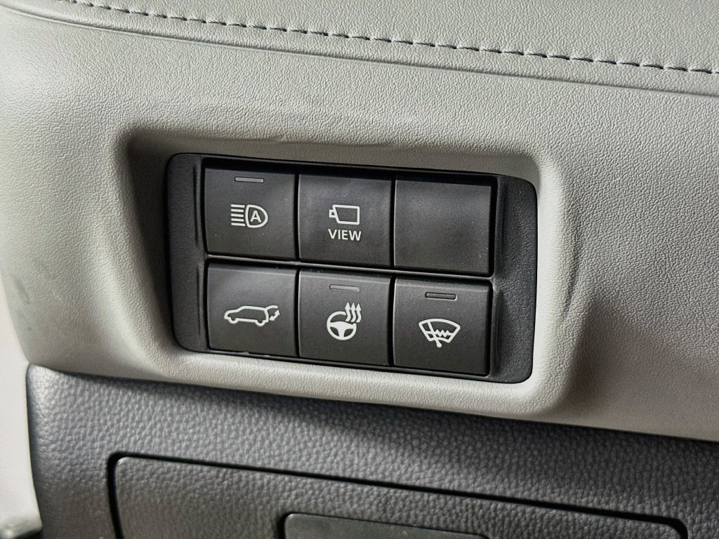 Thumbnail: 2021 Toyota Highlander - 27