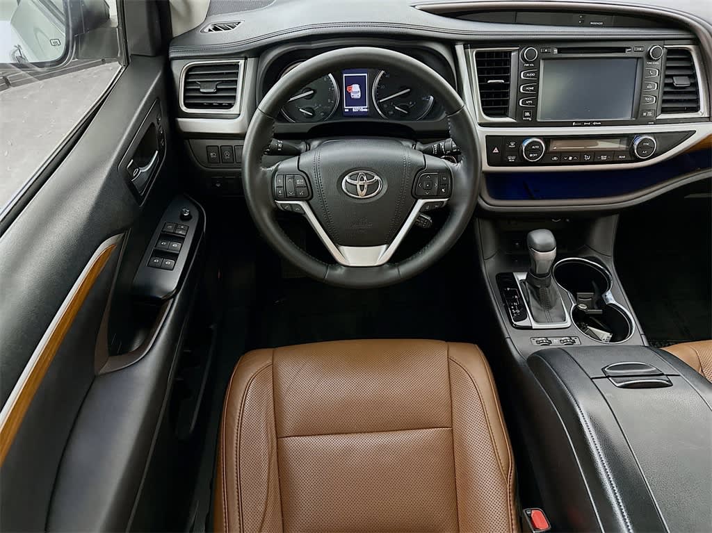 2018 Toyota Highlander Limited 10