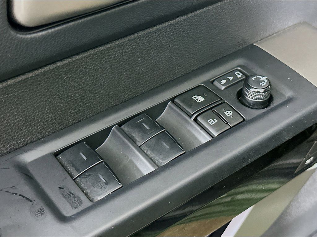 Thumbnail: 2023 Toyota Tundra - 29