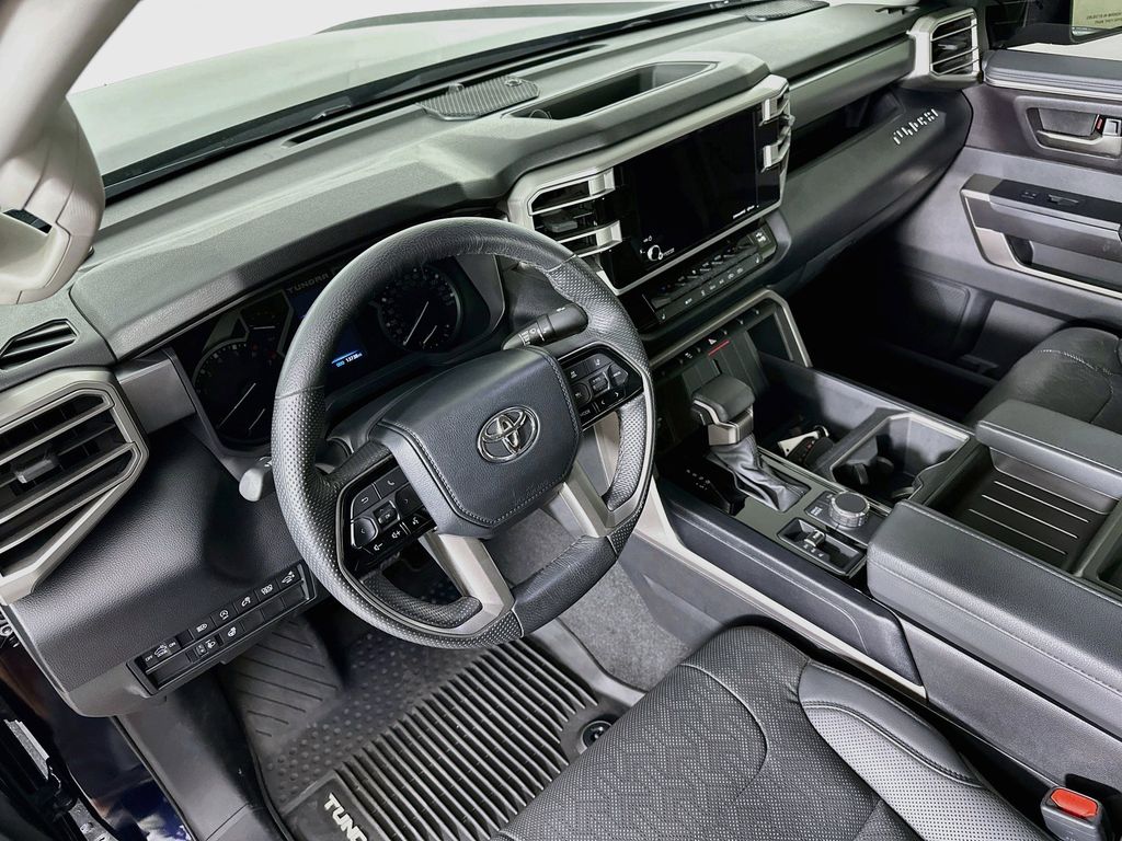 Thumbnail: 2024 Toyota Tundra - 2