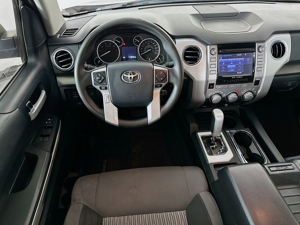 Thumbnail: 2014 Toyota Tundra - 10