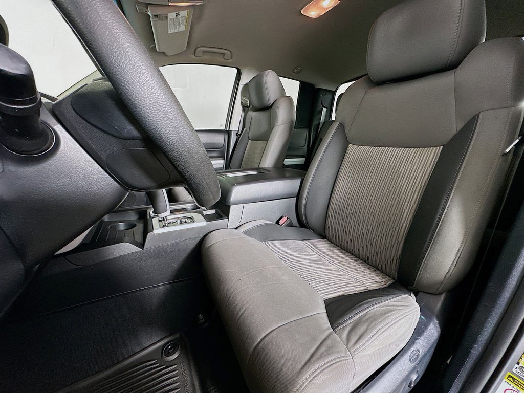 Thumbnail: 2014 Toyota Tundra - 11