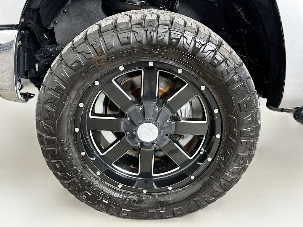 Thumbnail: 2014 Toyota Tundra - 8