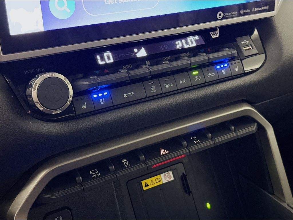 Thumbnail: 2024 Toyota Tundra - 22