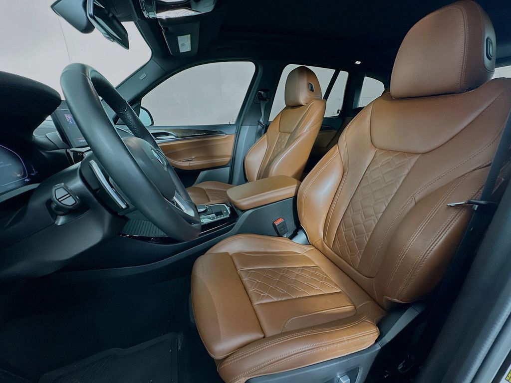 Thumbnail: 2022 BMW X3 - 11