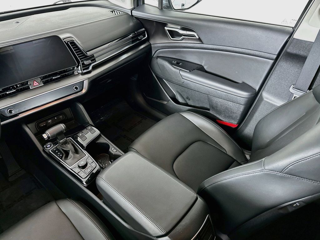 Thumbnail: 2023 Kia Sportage - 14