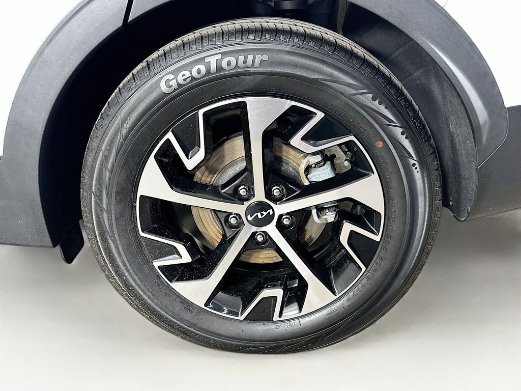 Thumbnail: 2023 Kia Sportage - 7