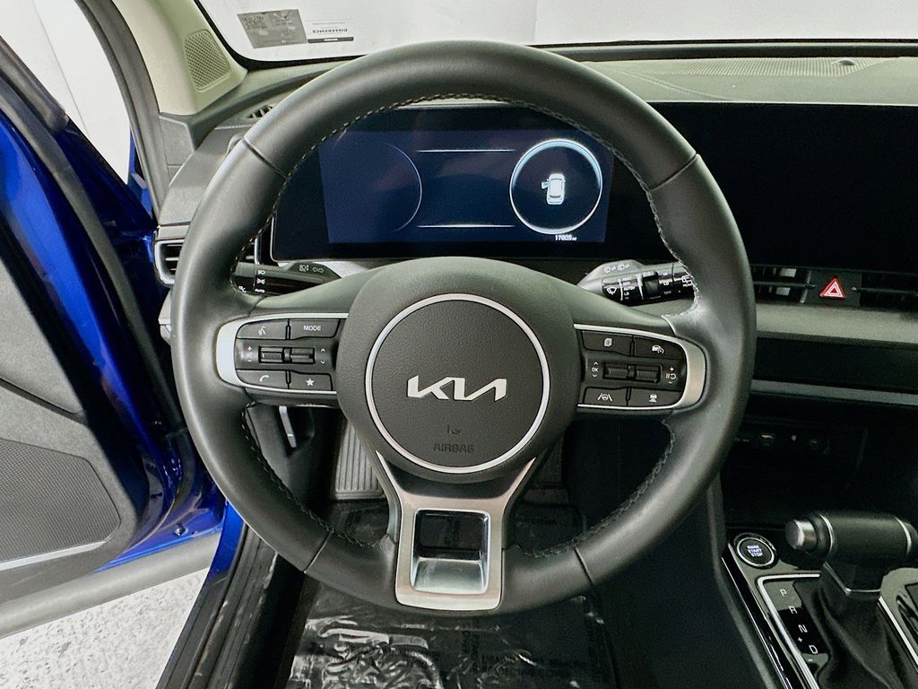 Thumbnail: 2025 Kia Sportage - 15