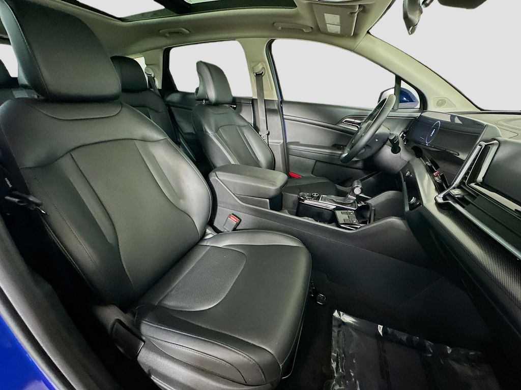 Thumbnail: 2025 Kia Sportage - 11