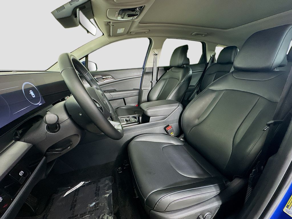 Thumbnail: 2025 Kia Sportage - 10