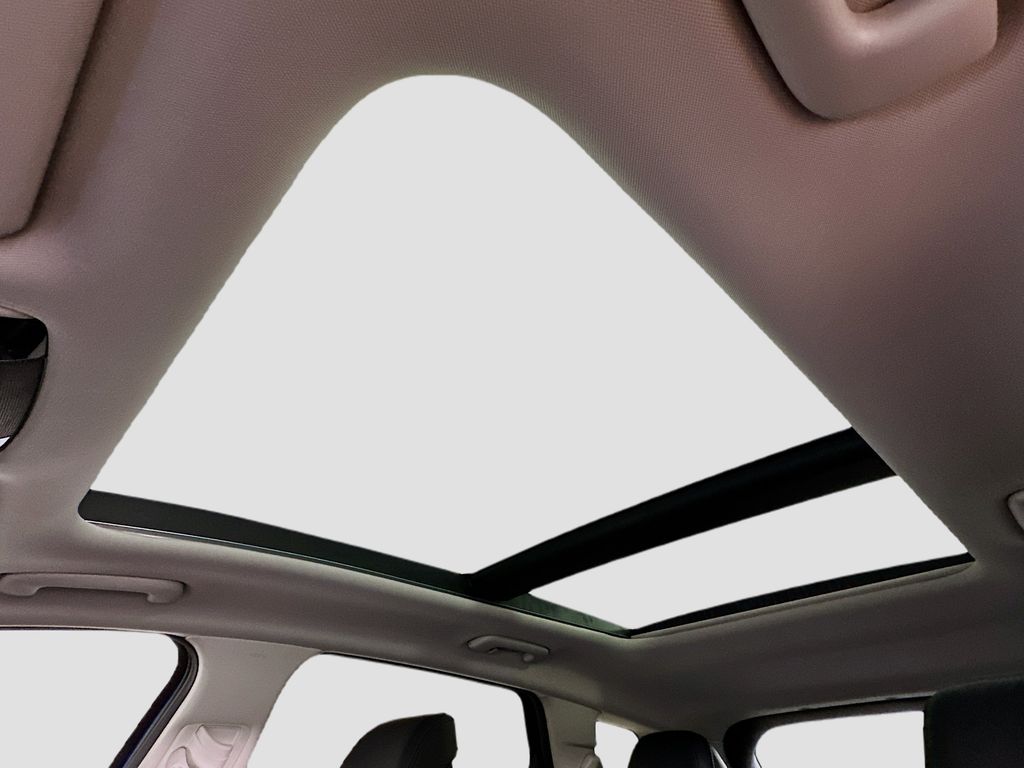 Thumbnail: 2025 Kia Sportage - 32