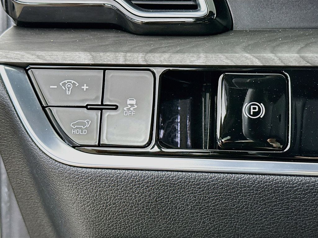 Thumbnail: 2023 Kia Sportage - 26